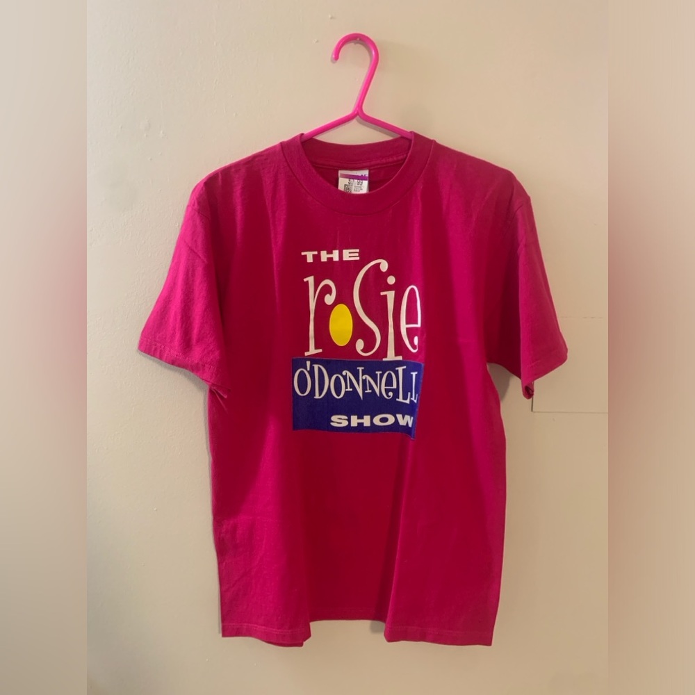 The Rosie O'Donnell Show Graphic Tee - Pink